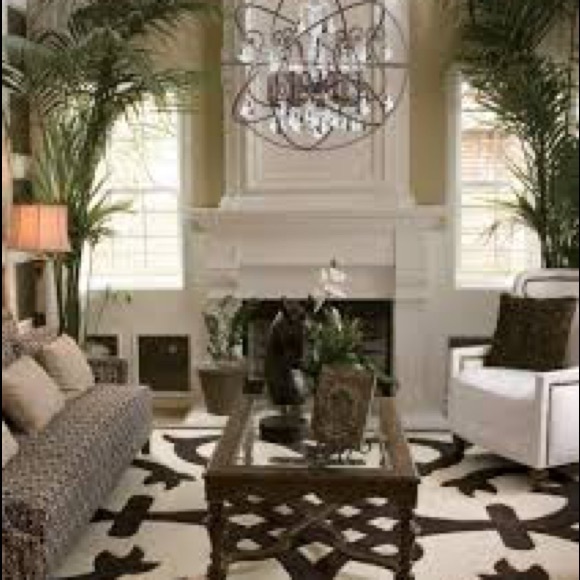 ELEGANCE & FANTASY are a GIRL’S BEST FRIEND - Picture 6 of 8